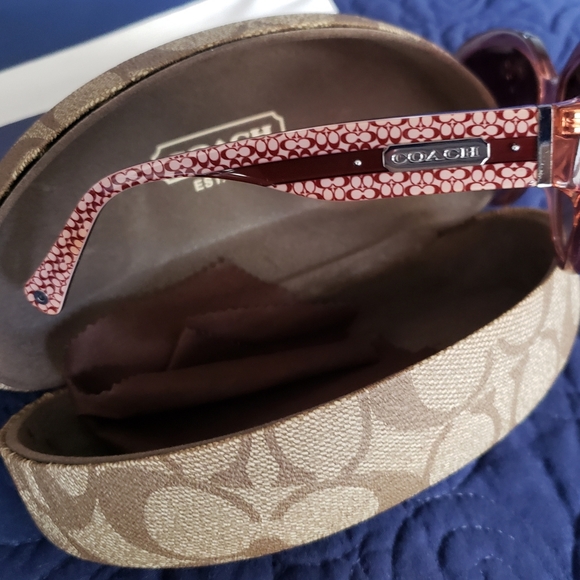 Sunglasses - Picture 2 of 3